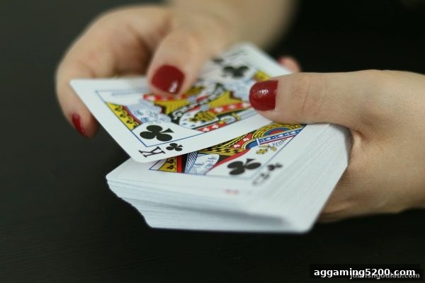 掼蛋翻牌进阶攻略：jdb电子财神捕鱼教你玩转牌局决策