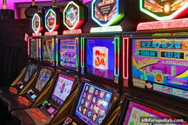 jdb电子财神捕鱼：用奇幻元素撬动苹果端用户留存，一张3D彩票点燃持续冒险
